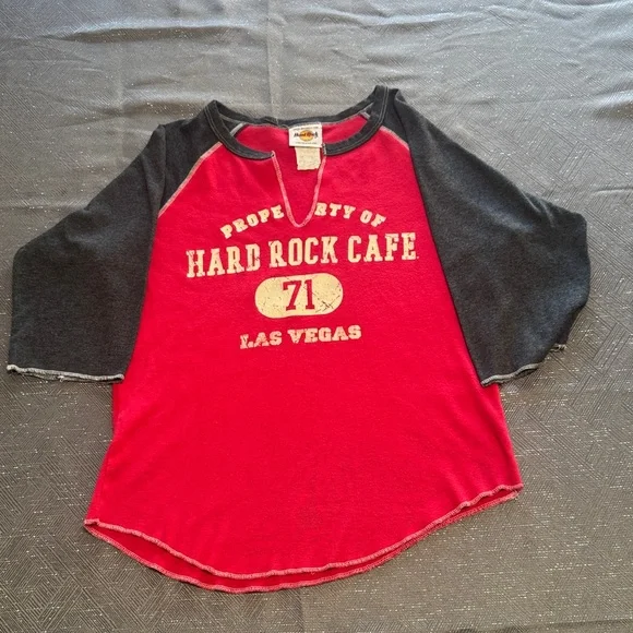 Vintage Hard Rock Cafe Women’s Red/Gray 3/4” Sleeve Tee - Picture 3 of 6